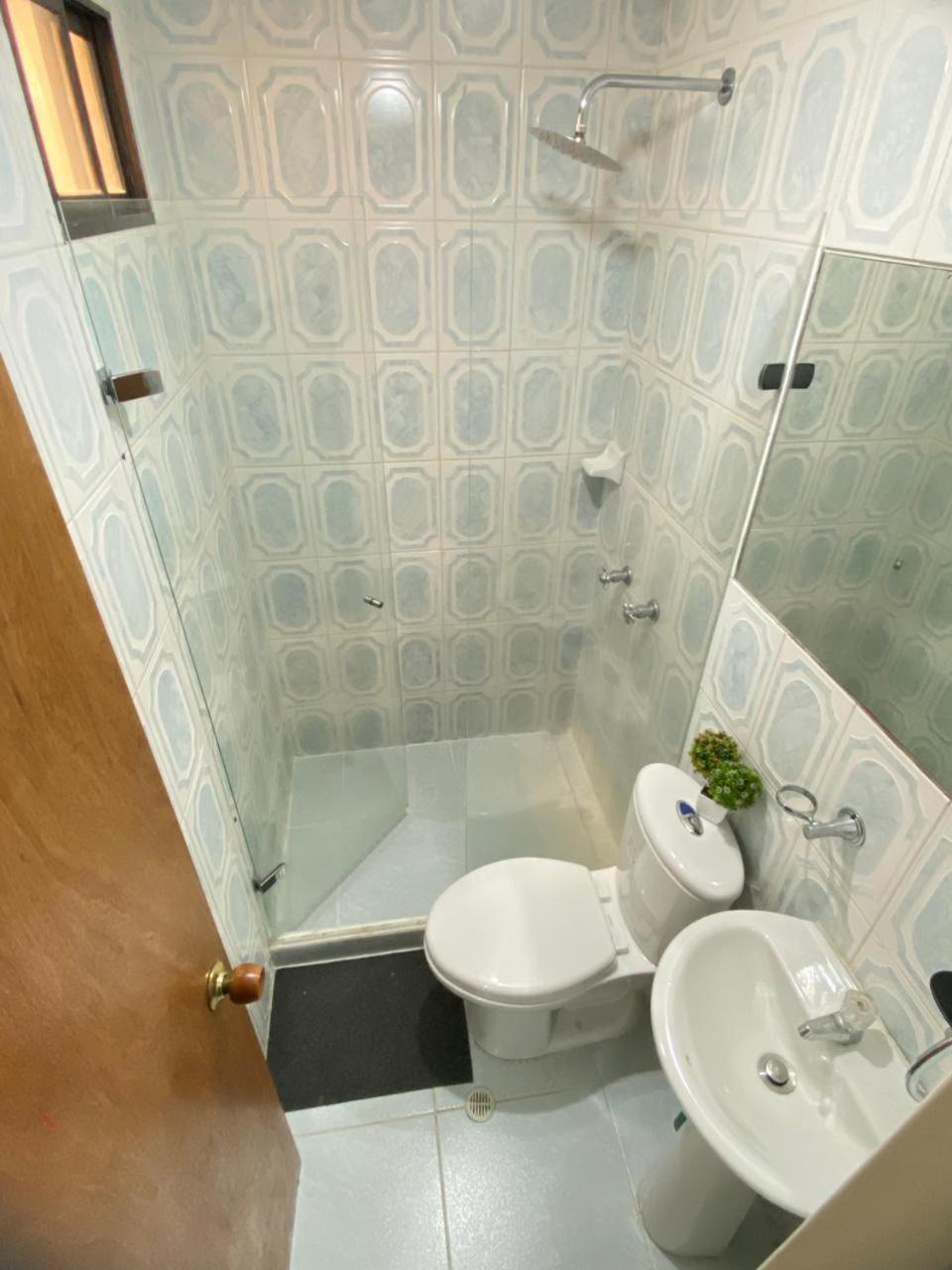E2 Comodo Y Amplio Apartamento En Laureles Estadio 120 Mts2 Medellin Bagian luar foto
