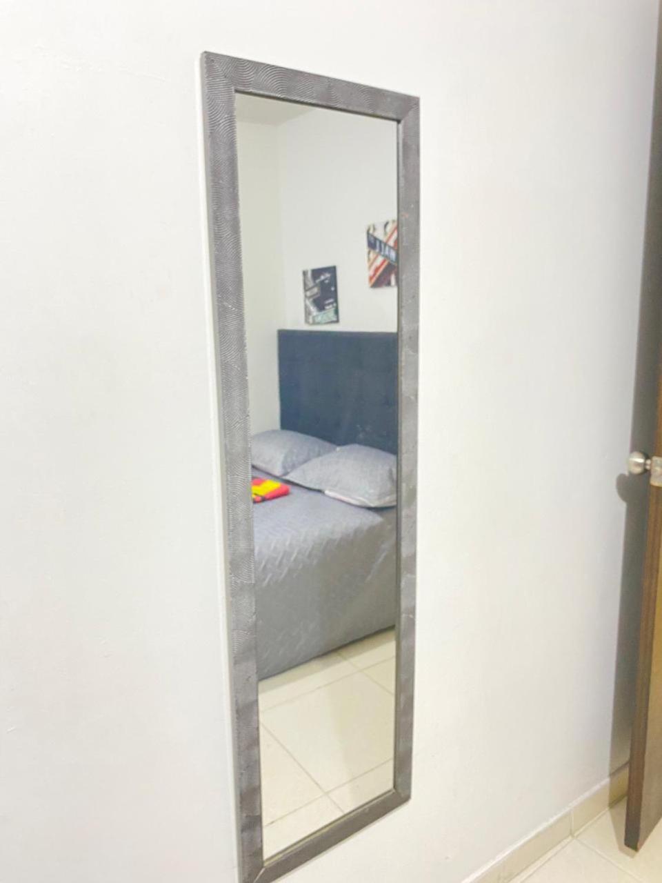 E2 Comodo Y Amplio Apartamento En Laureles Estadio 120 Mts2 Medellin Bagian luar foto